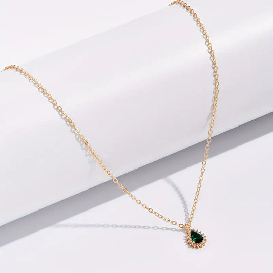 Arany Smaragd Teardrop Nyaklánc