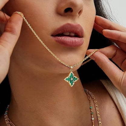 Smaragd Clover Pendant Nyaklánc | Arany