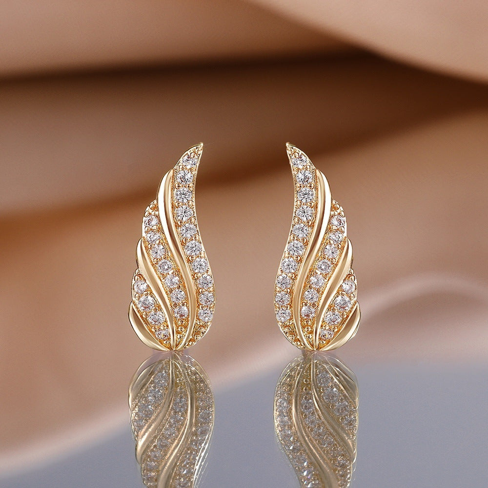 Modern Leaf Pave Fülbevaló | Arany