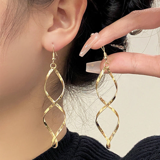 Spiral Dangle Fülbevaló | Arany