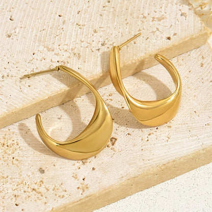 Sculpted Crescent Karika Fülbevaló | Arany