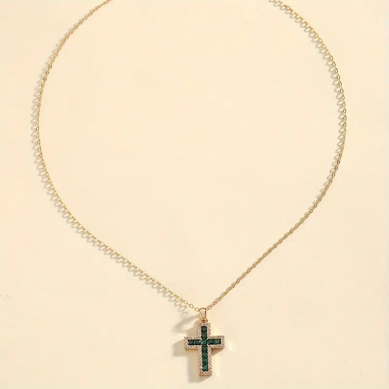 Solene Smaragd Cross Pendant Nyaklánc | Arany