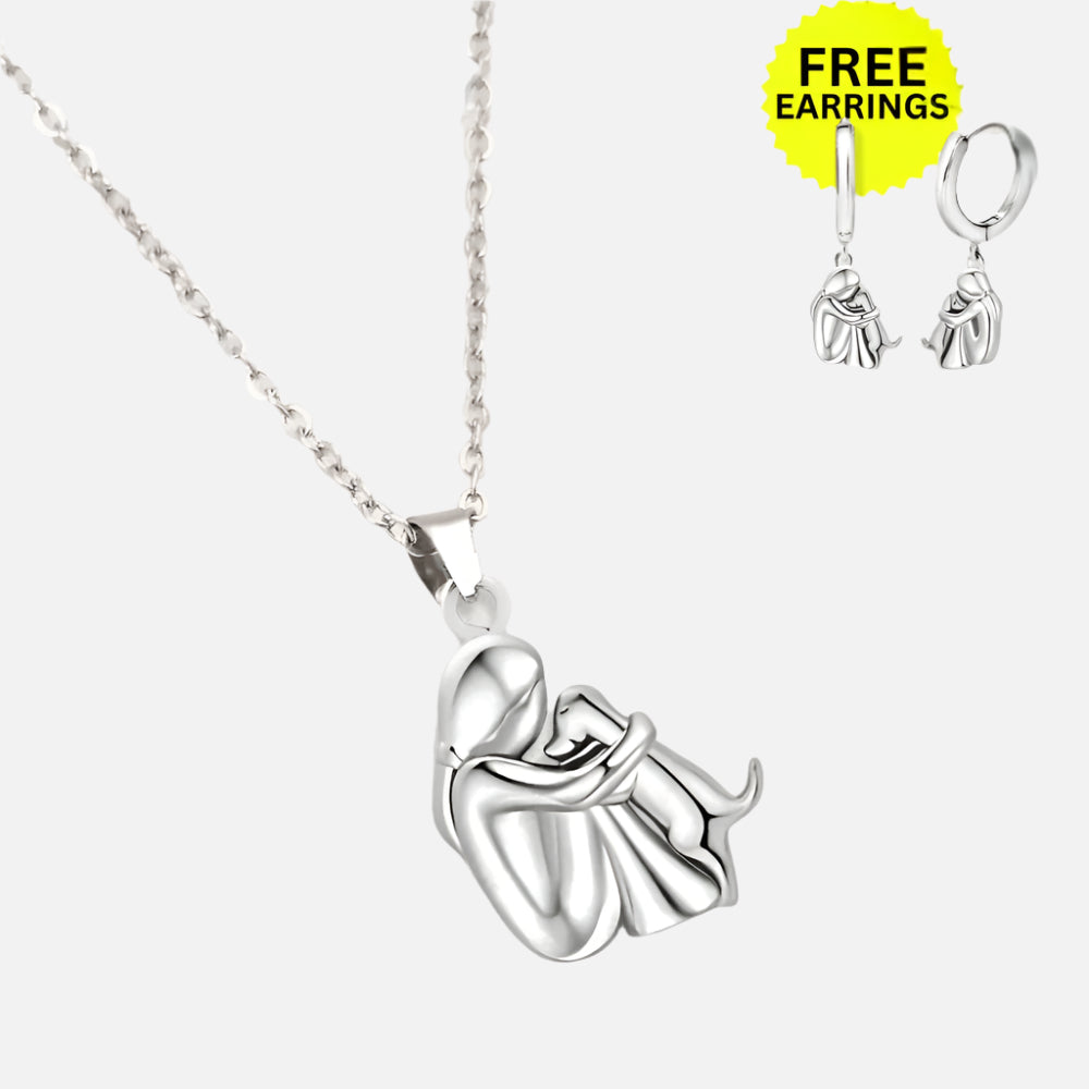 Wynter™ - Hug Pendant with Matching Fülbevaló